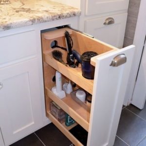 Vertical storage in kitchen cabinetry